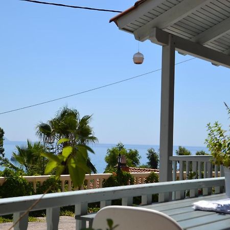 Mihaila Seaside: 2 Bedroom Bungalows Kefalonia Szpartiá Kültér fotó