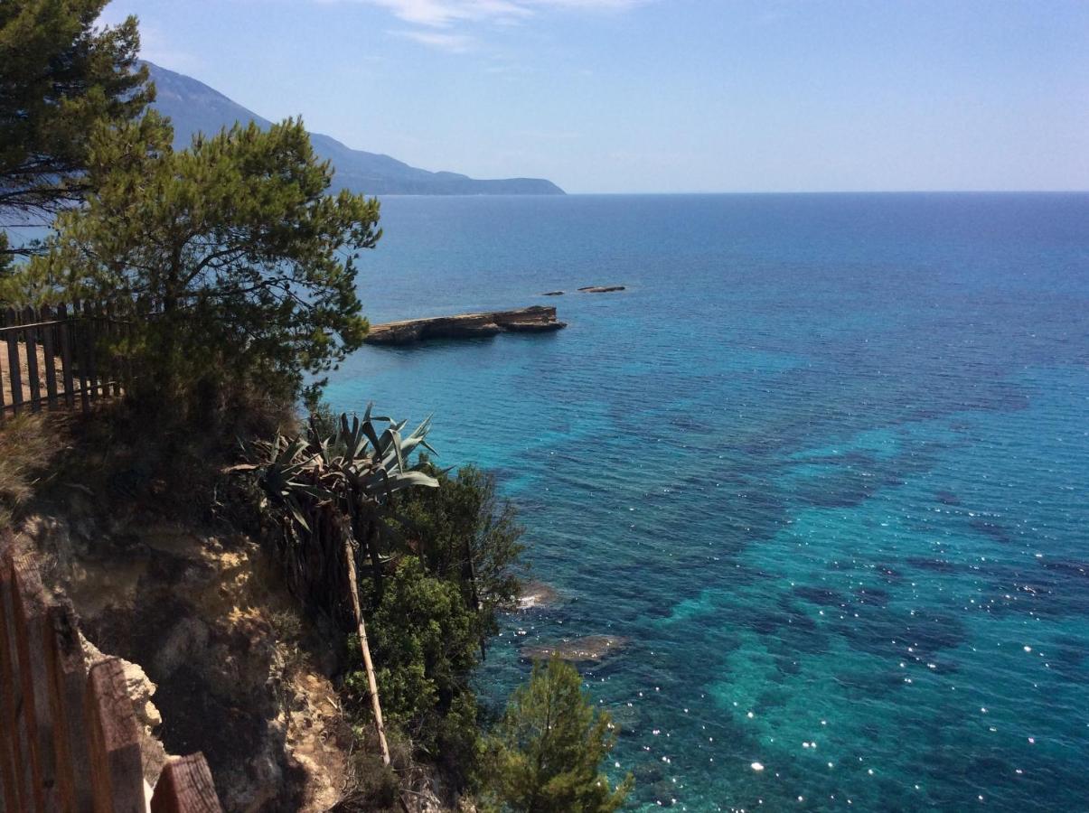 Mihaila Seaside: 2 Bedroom Bungalows Kefalonia Szpartiá Kültér fotó